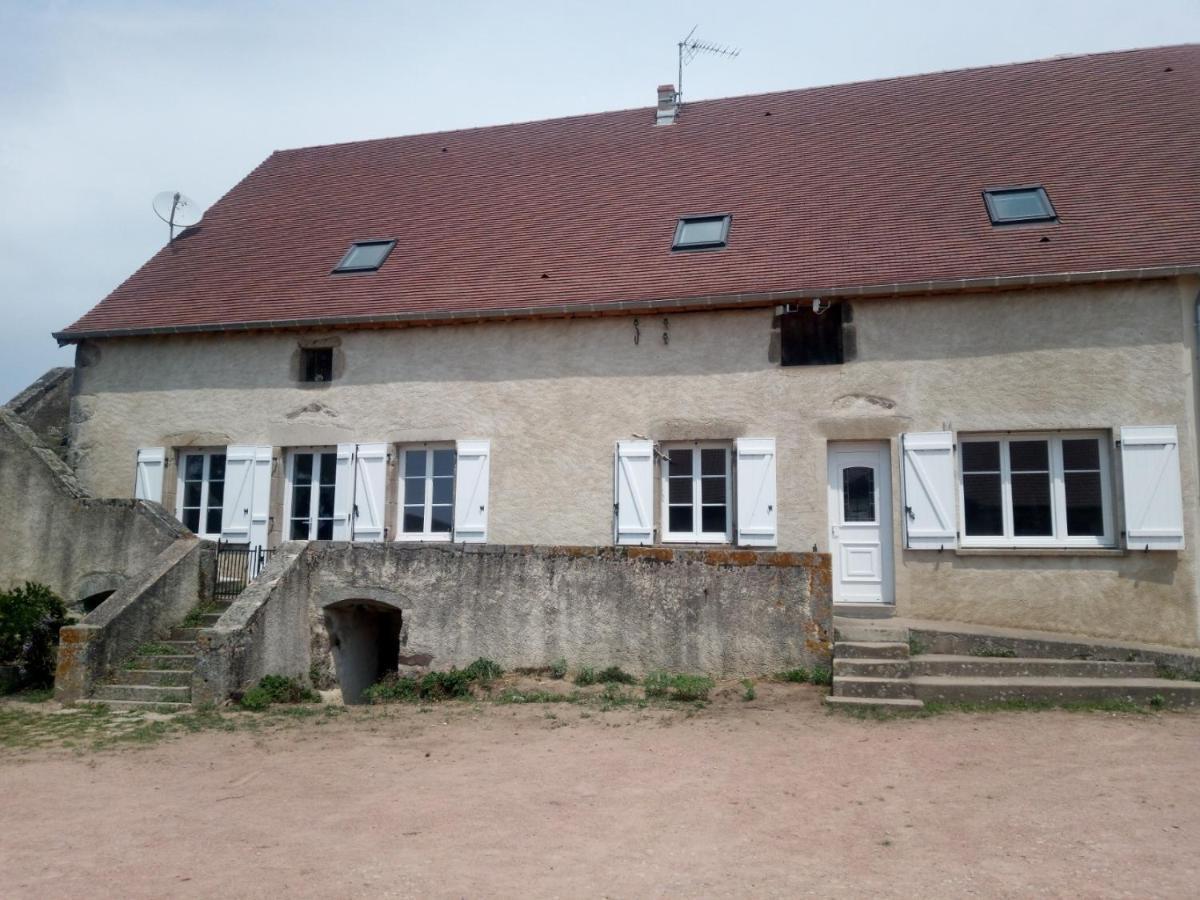 Gite A La Ferme Le Rousset Buitenkant foto