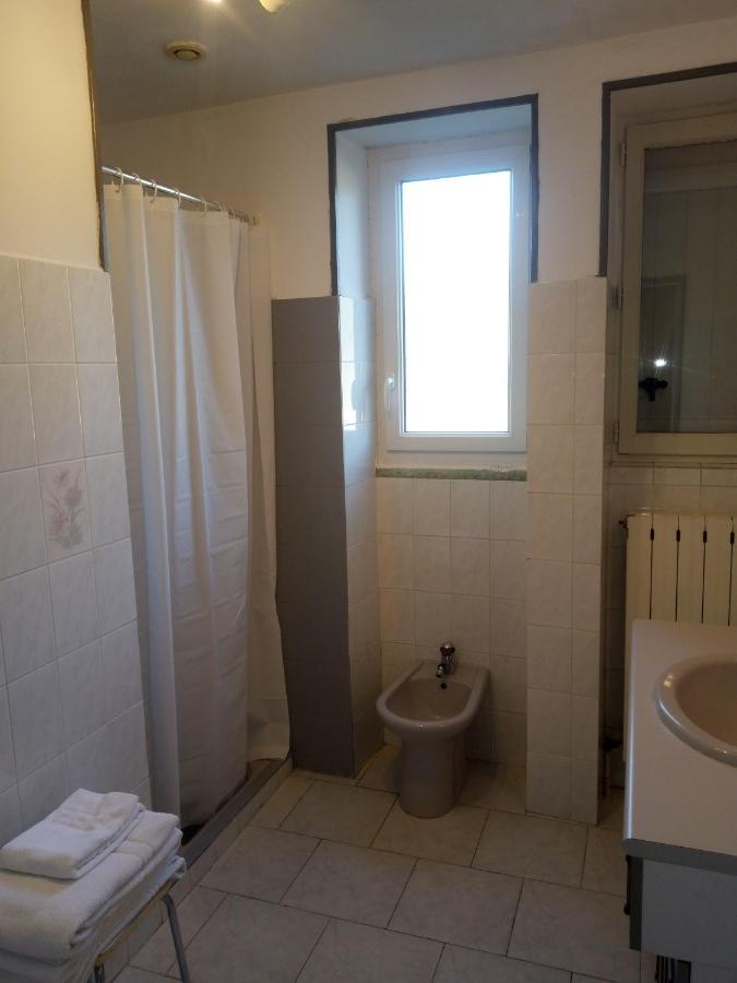 Gite A La Ferme Le Rousset Buitenkant foto
